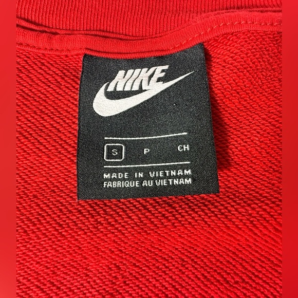 Nike Women's Red Sweatshirt with Leopard Swoosh - Picture 6 of 12